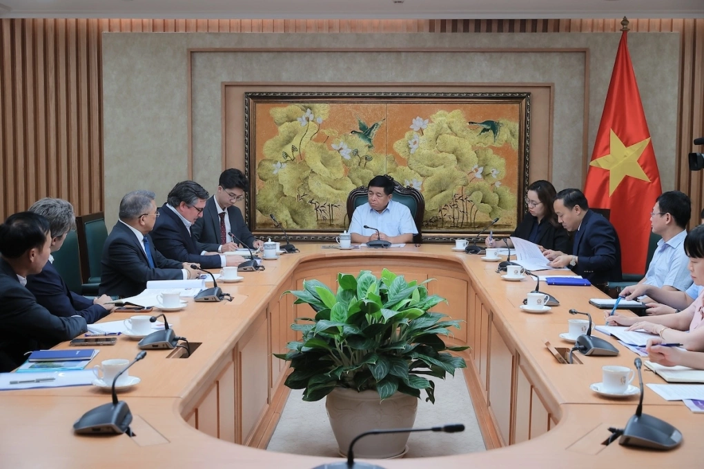 Phó thủ tướng Nguyễn Chí Dũng làm việc với đại diện Tập đoàn Aboitiz